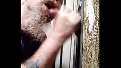 Gloryhole cum Thumb